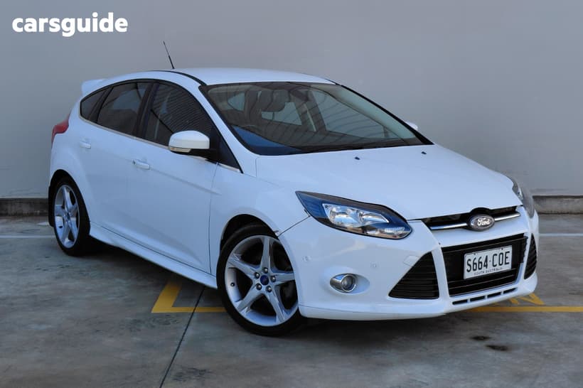 White 2012 Ford Focus Hatchback Titanium