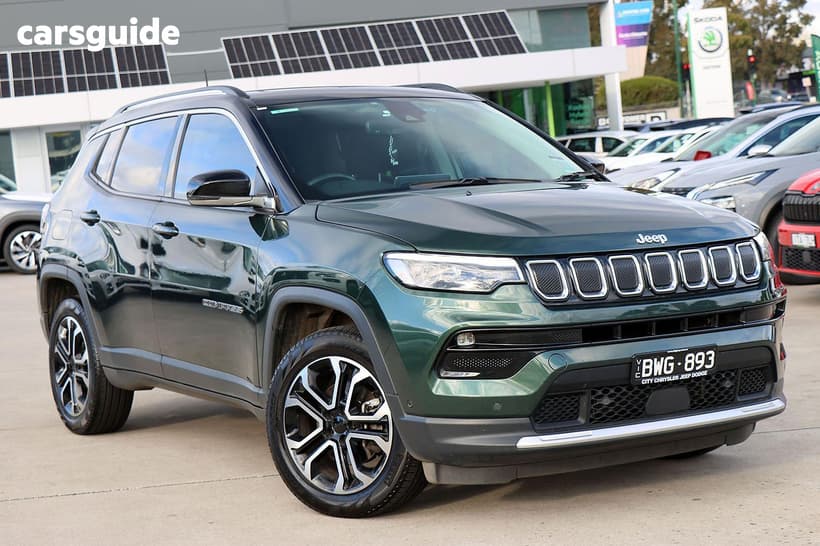Green 2022 Jeep Compass Wagon Limited (4X4)