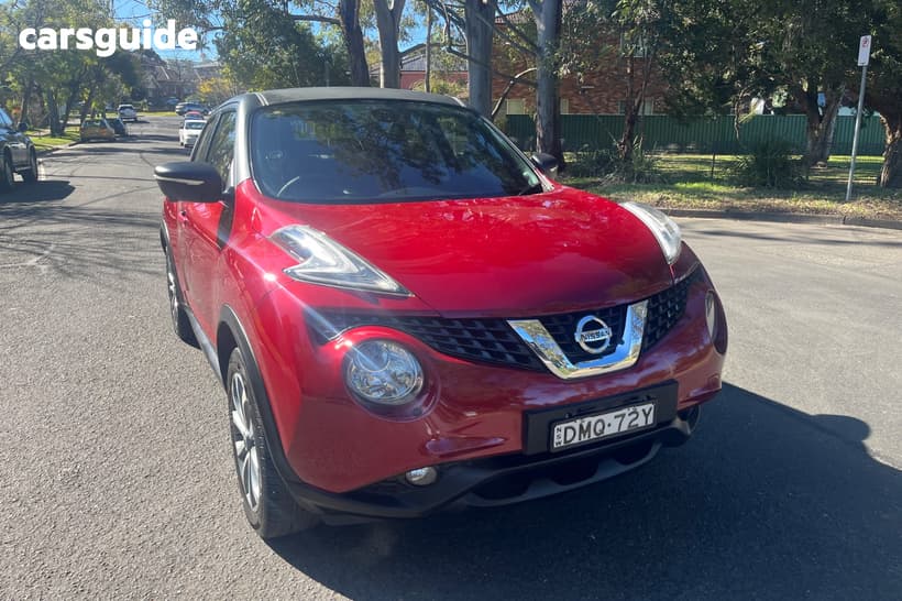 Red 2017 Nissan Juke Wagon Ti-S (Awd)