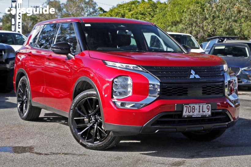 Red 2023 Mitsubishi Outlander Wagon Ls 7 Seat (2Wd)