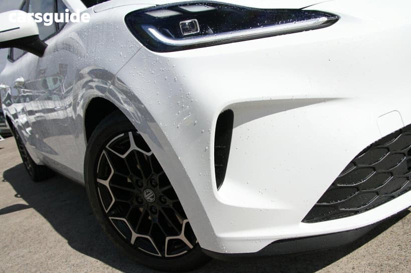 White 2026 MG MG4 Hatchback Essence 64 150Kw