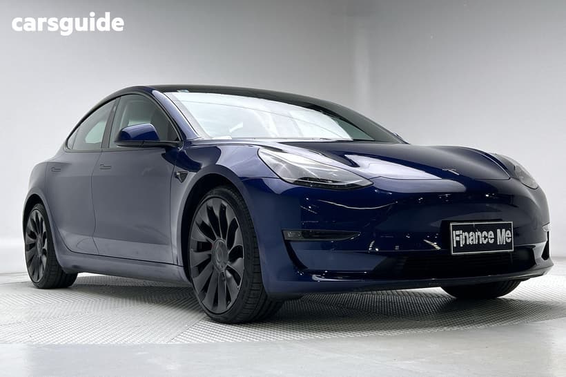 Blue 2022 Tesla Model 3 Sedan Performance