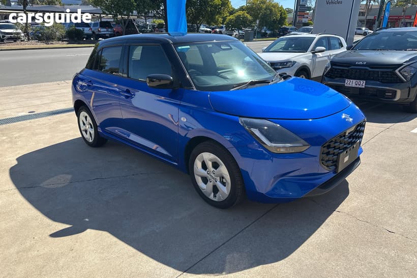 Black 2025 Suzuki Swift Hatchback Hybrid Plus