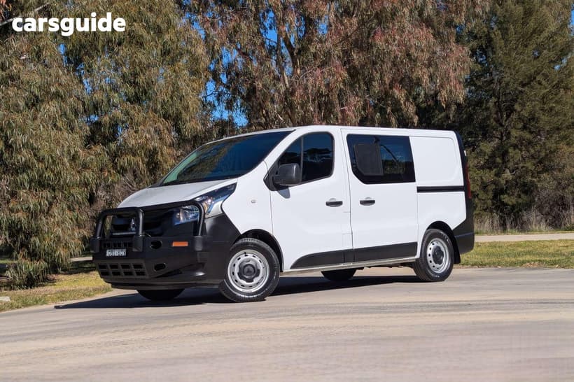 White 2022 Mitsubishi Express Van Glx Swb