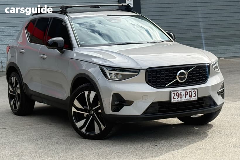 Grey 2023 Volvo XC40 Wagon Ultimate B5 Dark Mhev