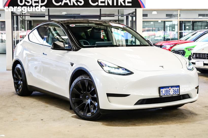 White 2022 Tesla Model Y Wagon Rear-Wheel Drive