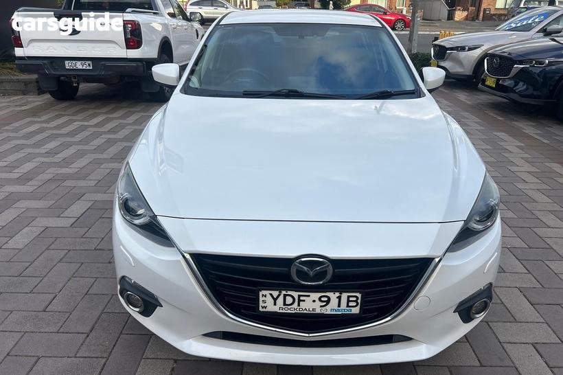 White 2015 Mazda 3 Hatchback Sp25 Gt