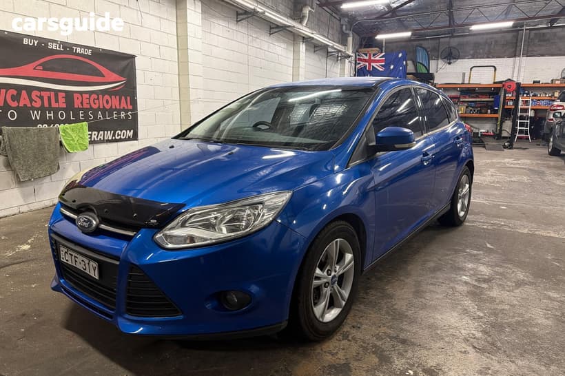 Blue 2014 Ford Focus Hatchback Trend