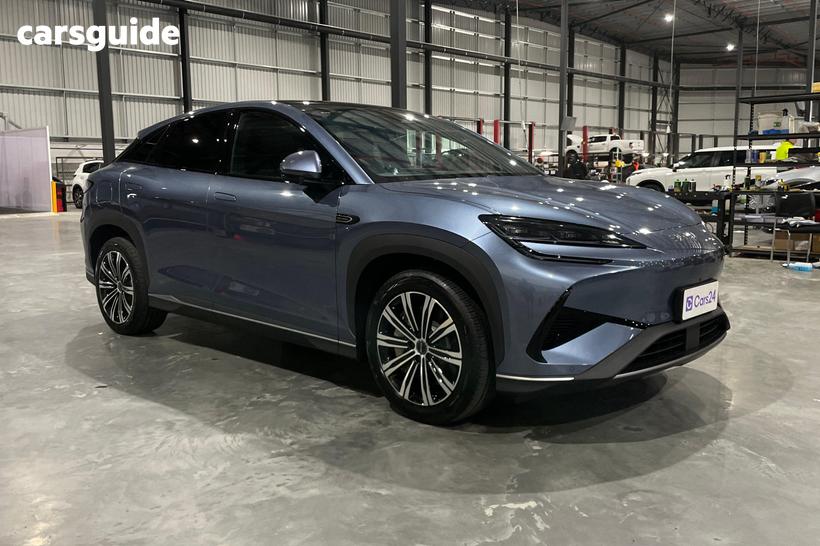 Grey 2025 BYD Sealion 7 Wagon Premium