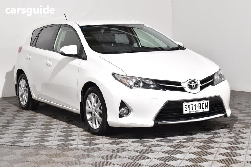 White 2014 Toyota Corolla Hatchback Ascent Sport