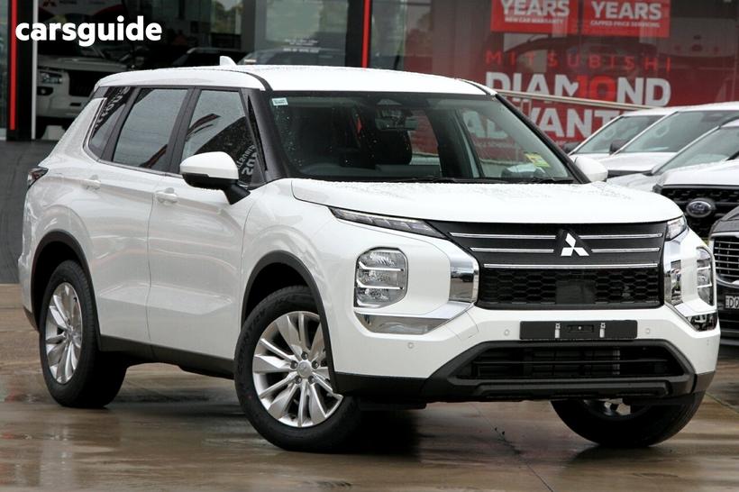 White 2026 Mitsubishi Outlander Wagon Es 5 Seat (Awd)