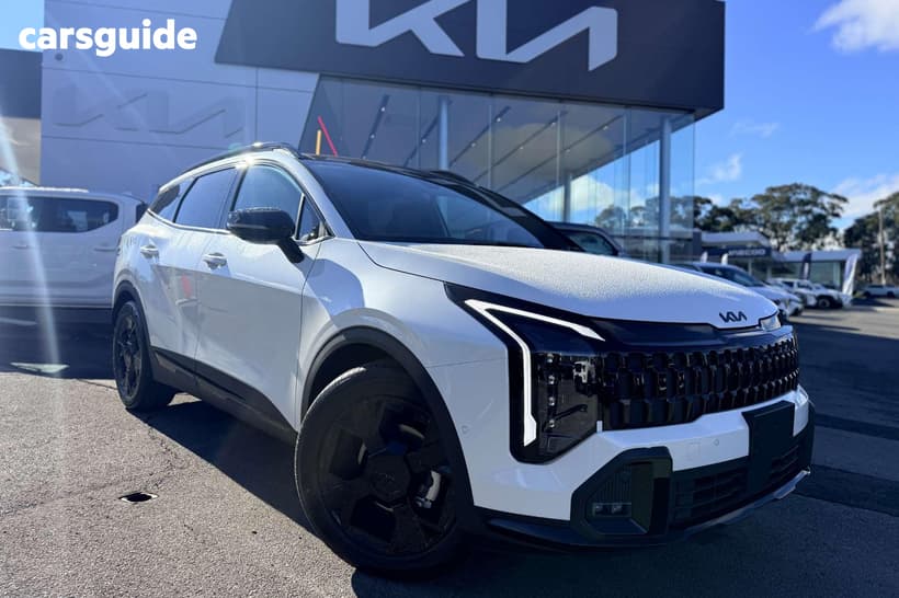 White 2026 Kia Sportage Wagon Gt-Line (Awd)