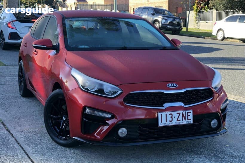 Red 2019 Kia Cerato Hatchback S