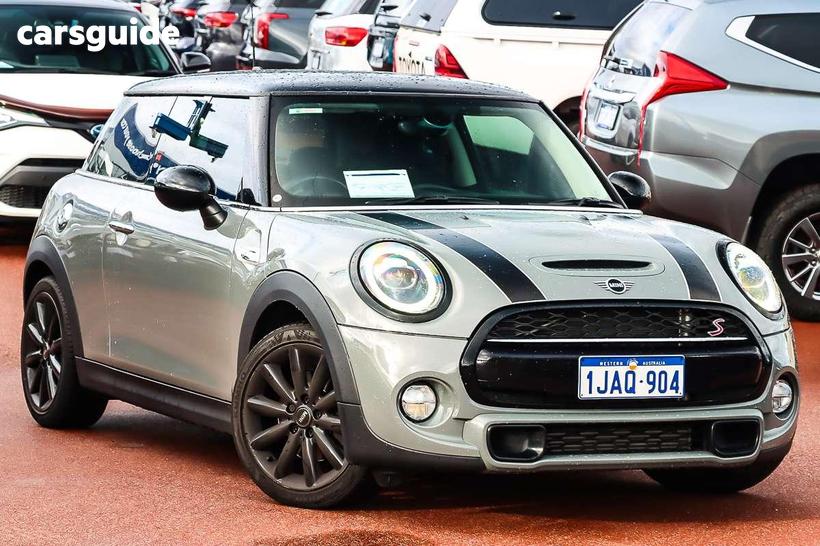 Grey 2019 Mini Cooper Hatchback S 3D Hatch