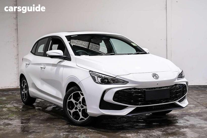 White 2025 MG MG3 Hatchback Essence