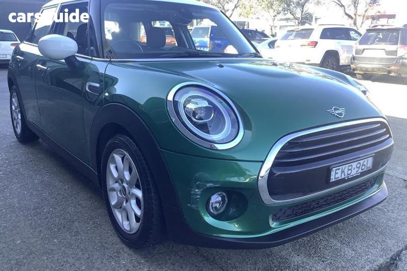 Green 2020 Mini Cooper Hatchback 5D Hatch