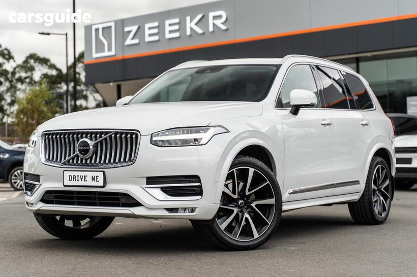 White 2022 Volvo XC90 Wagon B6 Inscription Mhev
