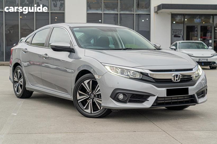 Silver 2016 Honda Civic Sedan Vti-L