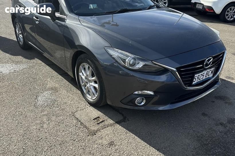 Grey 2014 Mazda 3 Hatchback Sp25