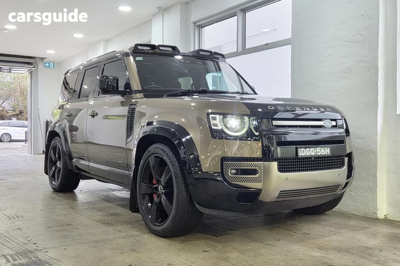 Brown 2020 Land Rover Defender Wagon 110 P400 X (294Kw)