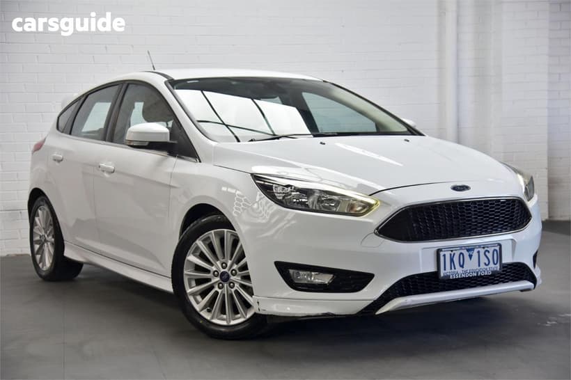 White 2017 Ford Focus Hatchback Sport