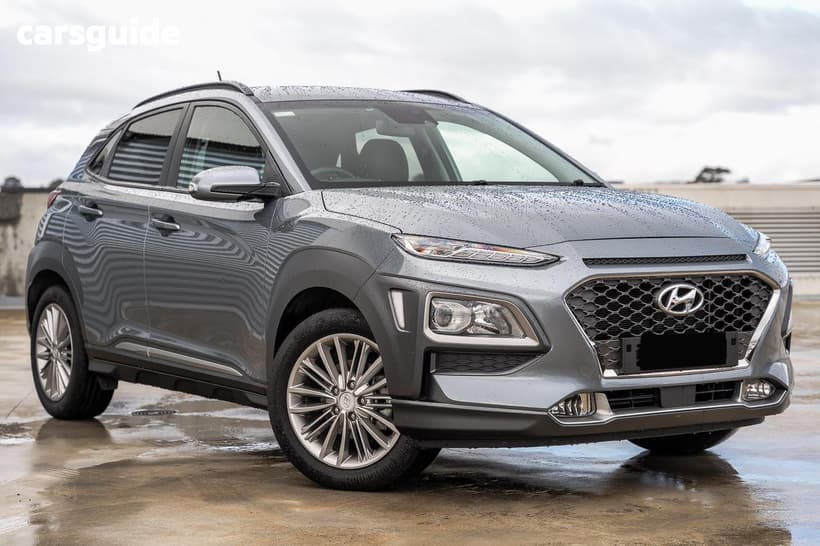 Silver 2017 Hyundai Kona Wagon Elite