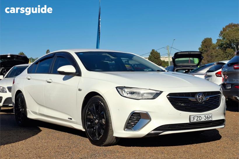 White 2018 Holden Commodore Liftback Rs