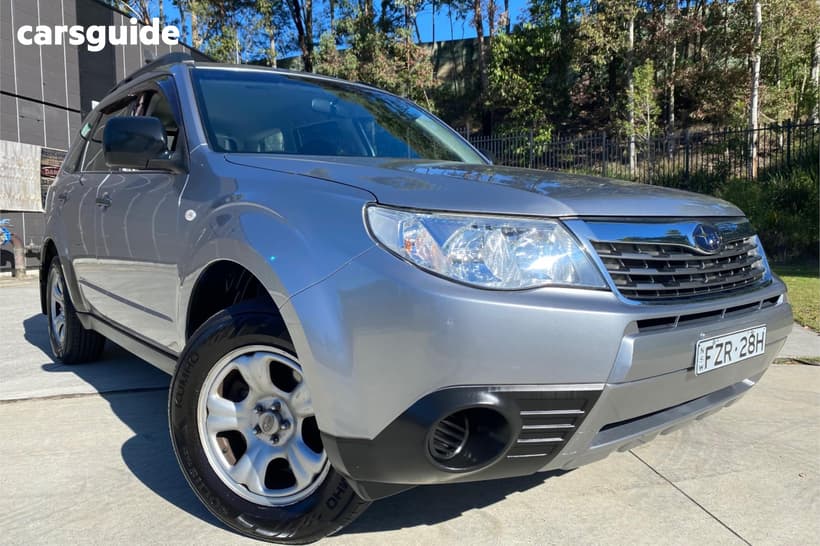 Silver 2010 Subaru Forester Wagon X (Satnav)