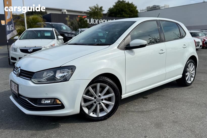 White 2017 Volkswagen Polo Hatchback Urban + (81Tsi)