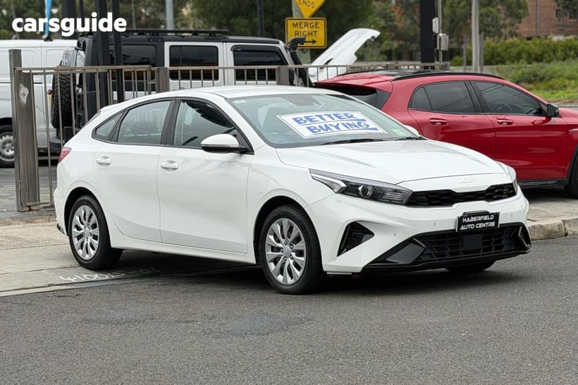 White 2022 Kia Cerato Hatchback S Safety Pack