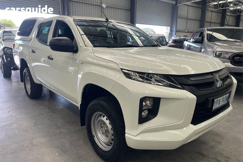 White 2021 Mitsubishi Triton Double Cab Pick Up Glx (4X4)