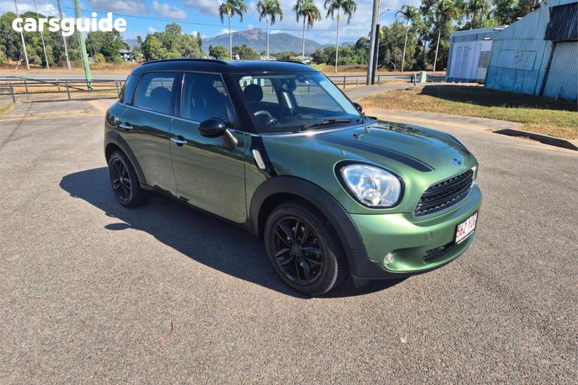 Green 2015 Mini Countryman SUV COOPER F