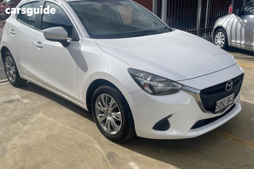 White 2015 Mazda 2 Hatchback Neo