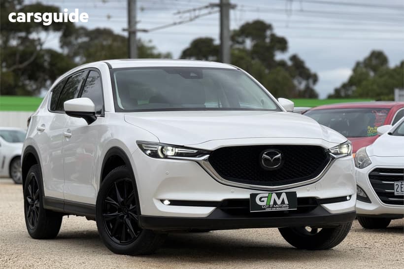 White 2017 Mazda CX-5 Wagon Akera (4X4)