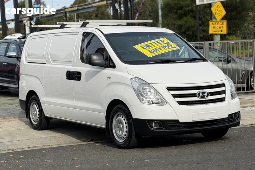 White 2015 Hyundai Iload Van