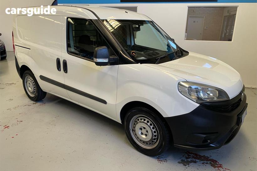White 2015 Fiat Doblo Van Swb (Low)