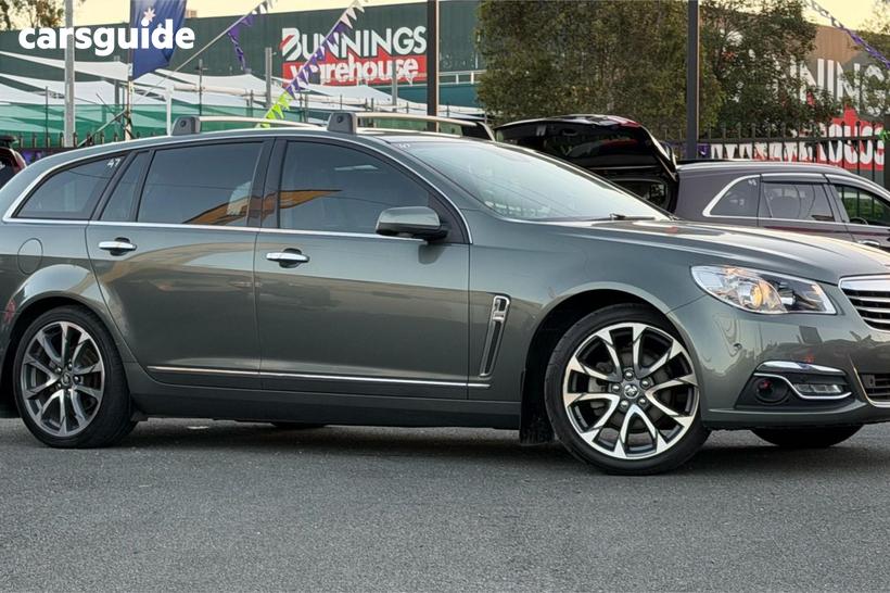 Silver 2015 Holden Calais Sportswagon V
