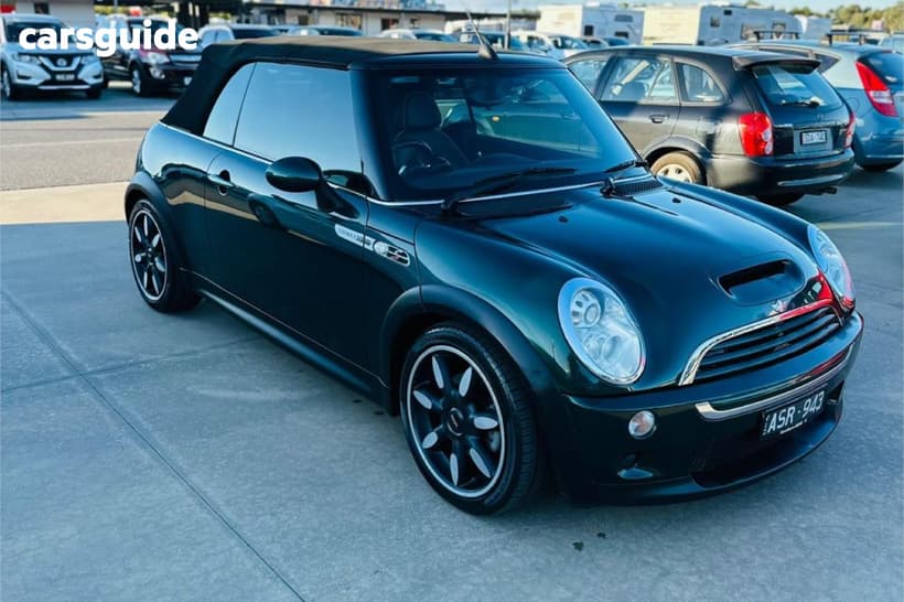 Green 2007 Mini Cabrio Cabriolet Cooper