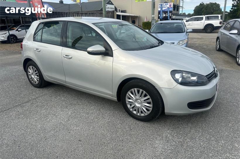 Gold 2011 Volkswagen Golf Hatchback 77 Tsi