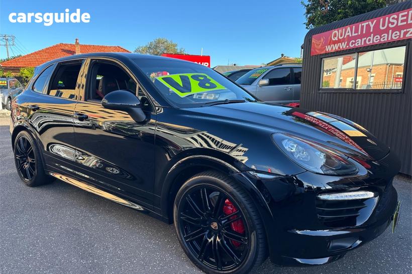 Black 2013 Porsche Cayenne Wagon Gts