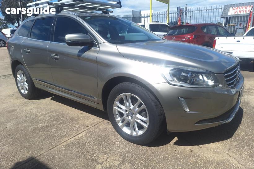 Grey 2014 Volvo XC60 Wagon D4 Luxury