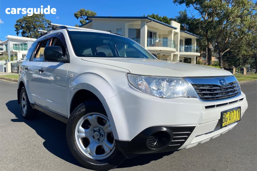 White 2010 Subaru Forester Wagon X