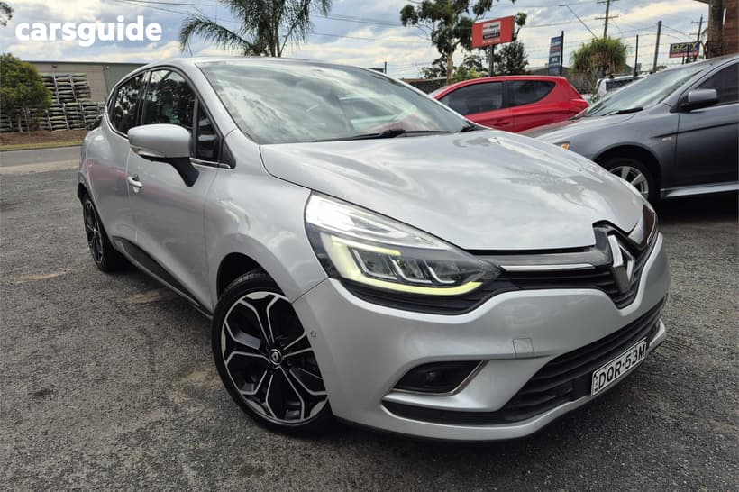 Grey 2017 Renault Clio Hatchback Intens
