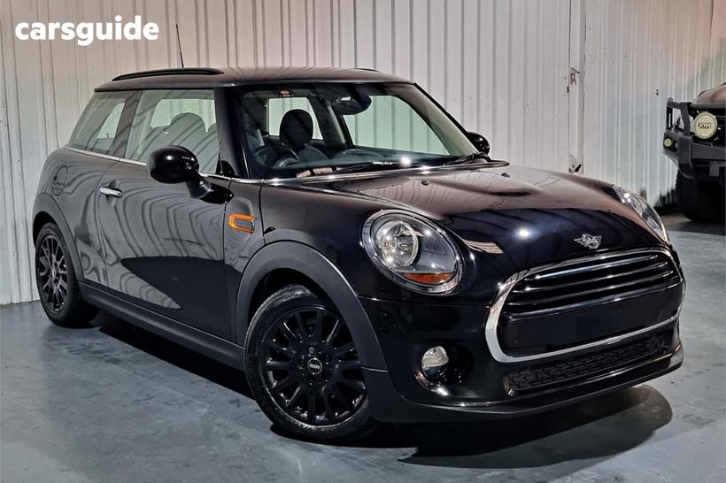 Black 2018 Mini Cooper Hatchback Cooper
