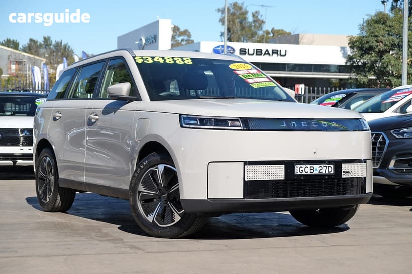 Grey 2026 Jaecoo J5 Wagon Summit Ev
