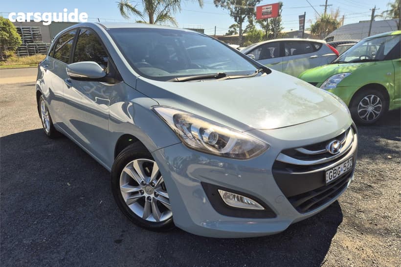 Blue 2014 Hyundai I30 Hatchback Elite 1.6 Crdi