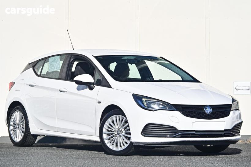 White 2016 Holden Astra Hatchback R