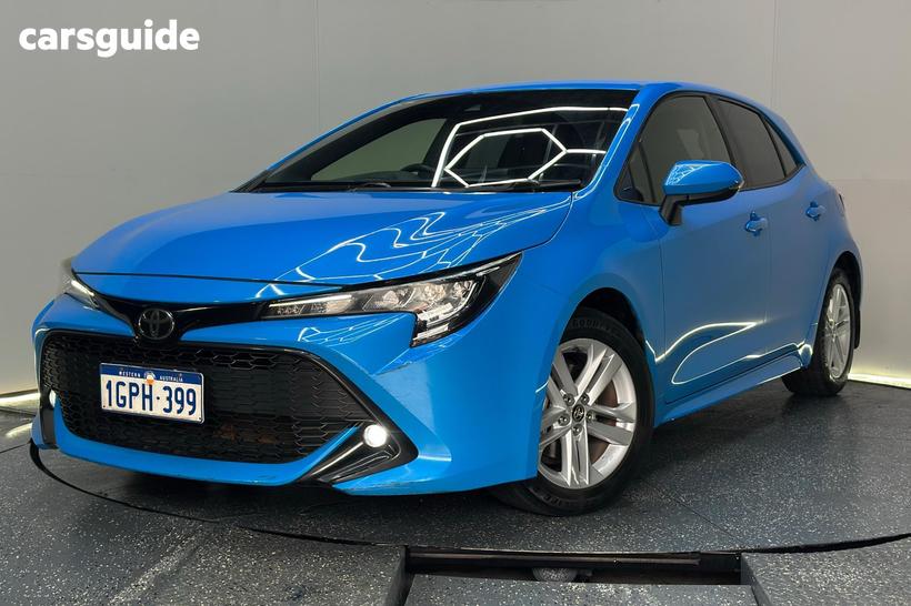 Blue 2018 Toyota Corolla Hatchback Sx