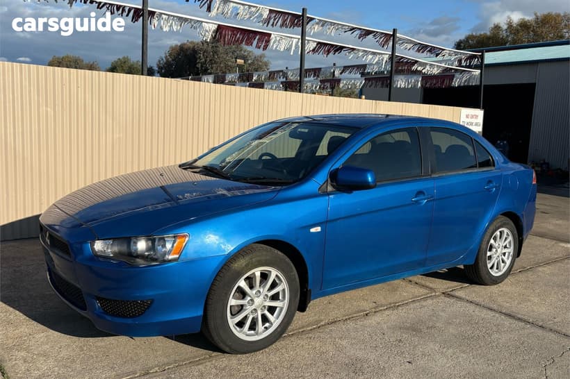 Blue 2008 Mitsubishi Lancer Sedan Es