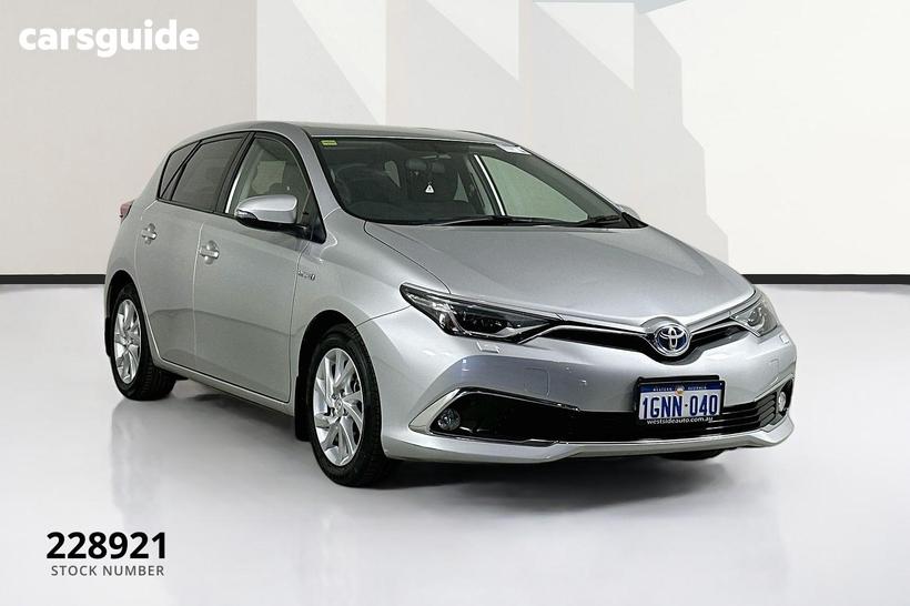 Silver 2018 Toyota Corolla Hatchback Hybrid